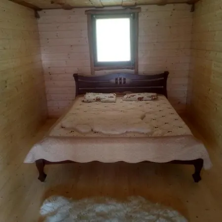 під чертежиком Holiday home